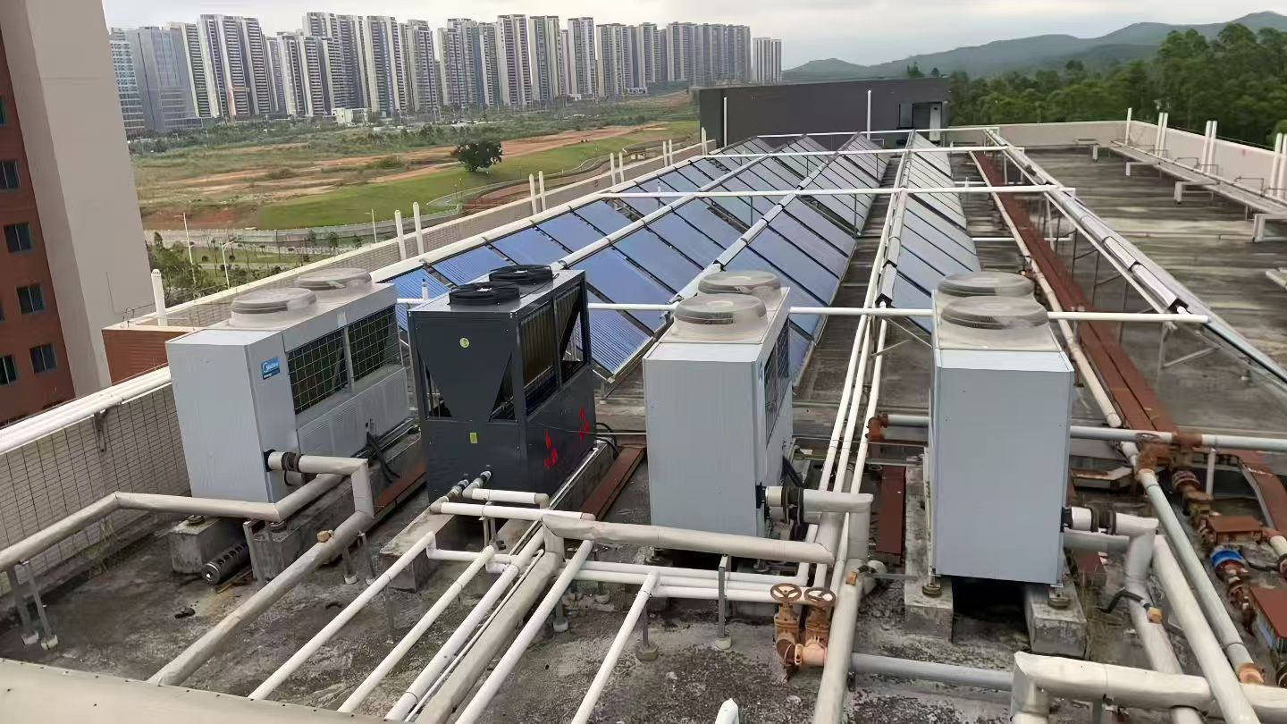 佛山碧桂园学校热水改造｜20 匹毕信云智控空气能老旧机组更换案例