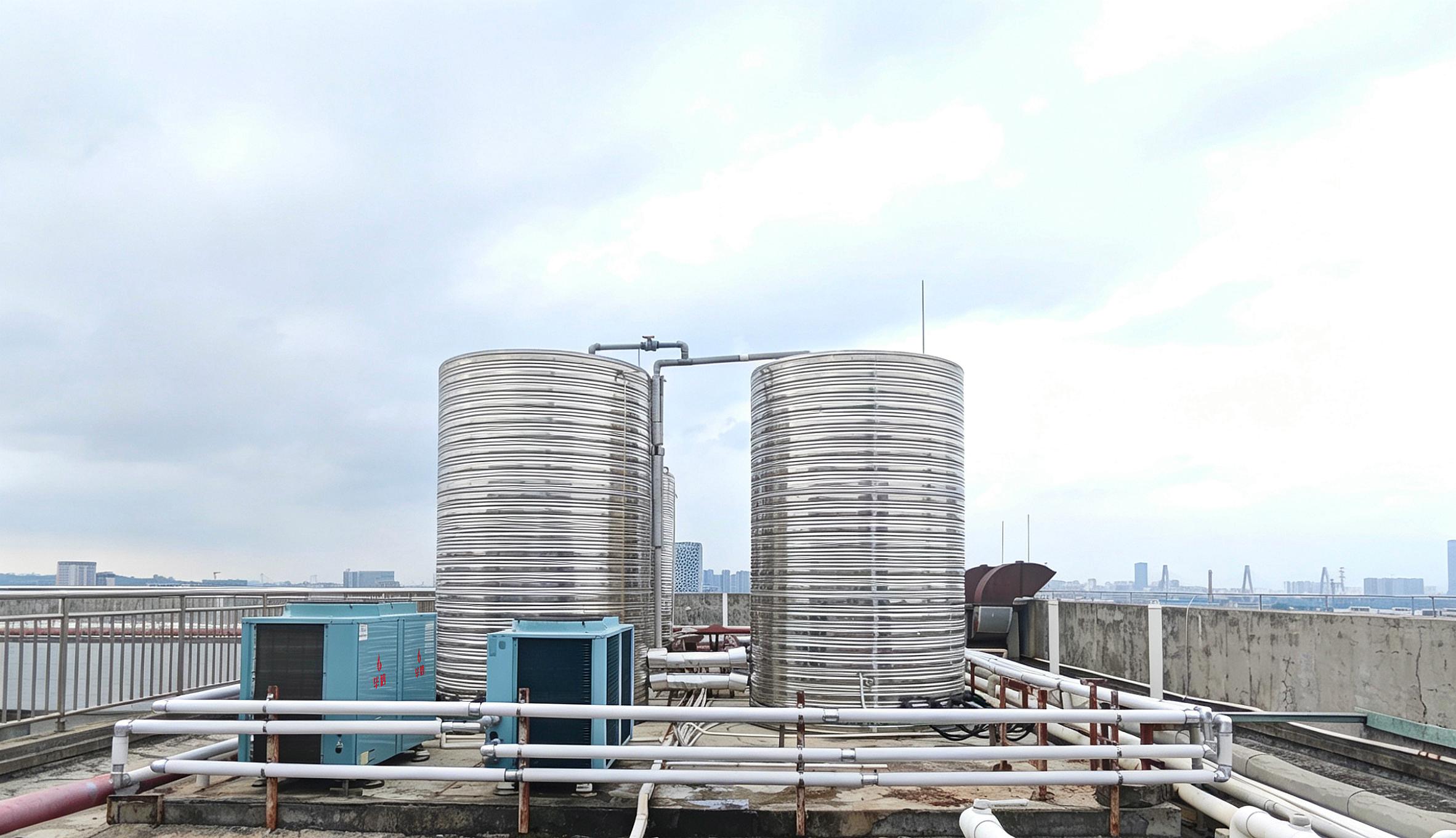 江门上市电路板厂热水改造｜两栋宿舍配置两台毕信 10 匹机组